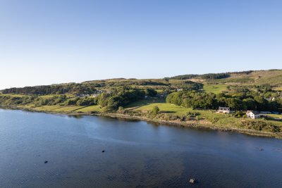 Guests will be blown away by Torr a Mhannich's fantastic location on the loch