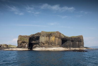 Sail from Tobermory to see the amazing basalt columns on Staffa