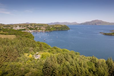 Wood Cottage tucked in the forest a short distance from the colourful harbourfront in Tobermory