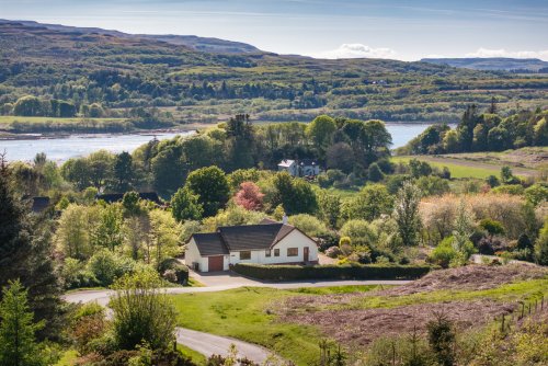 Brackens' beautiful location