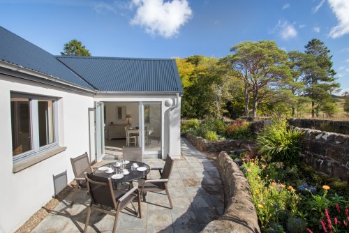 Lovely patio for alfresco entertaining