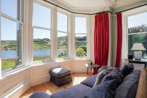 Perfectly positioned to soak up the views and wildlife