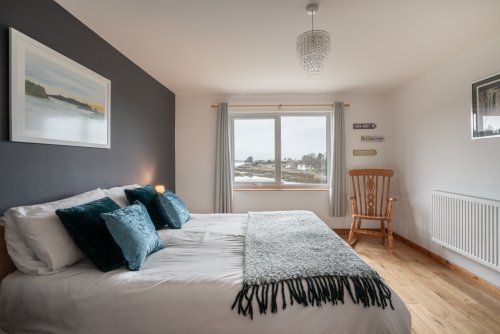 Drift off to the sound of the sea from this inviting cottage