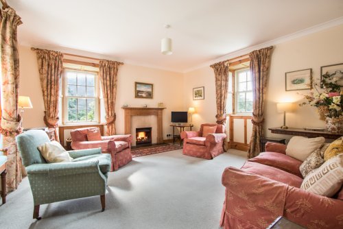 Main living room at Macquarie House