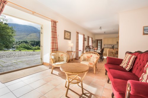 Seating area in kitchen - a great place for a morning coffee