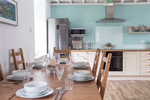 Dining area beside the kitchen