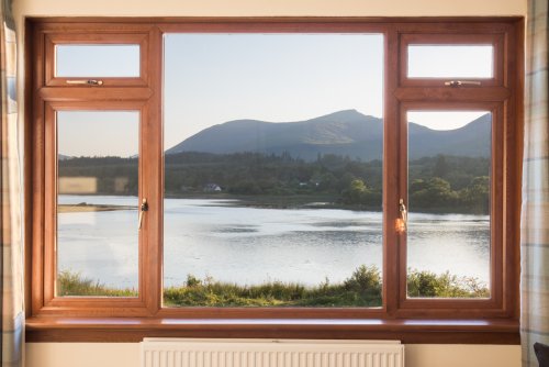 Unrivalled views across the loch, an excellent spot for birdwatching and wildlife