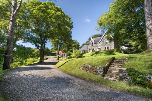 The driveway at Druimard