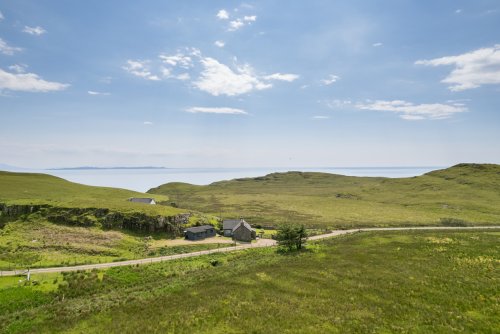 The location of Ploughman's Cottage and The Pod at Scoor