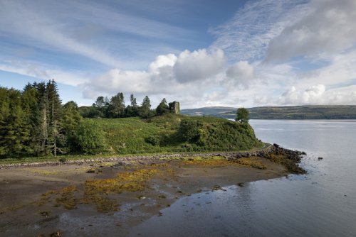 Explore the local walks to the 16th century ruins of Aros Castle