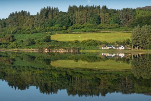 Seabank location just back from the shore of Loch Scridain