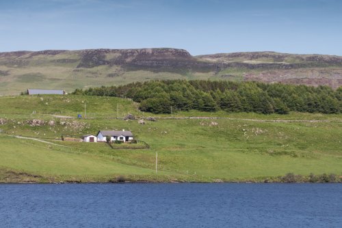 Taigh Cian position above Loch Assapol